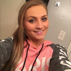 Meet your Posher, Marissa